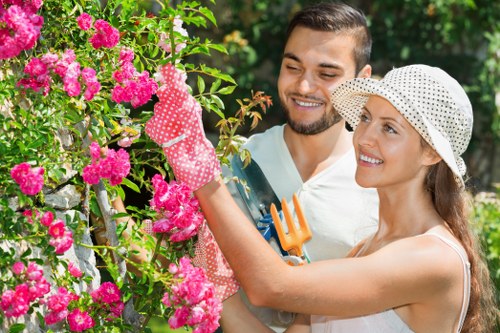 Privacy and secure checkout for Gardening Sanderstead services